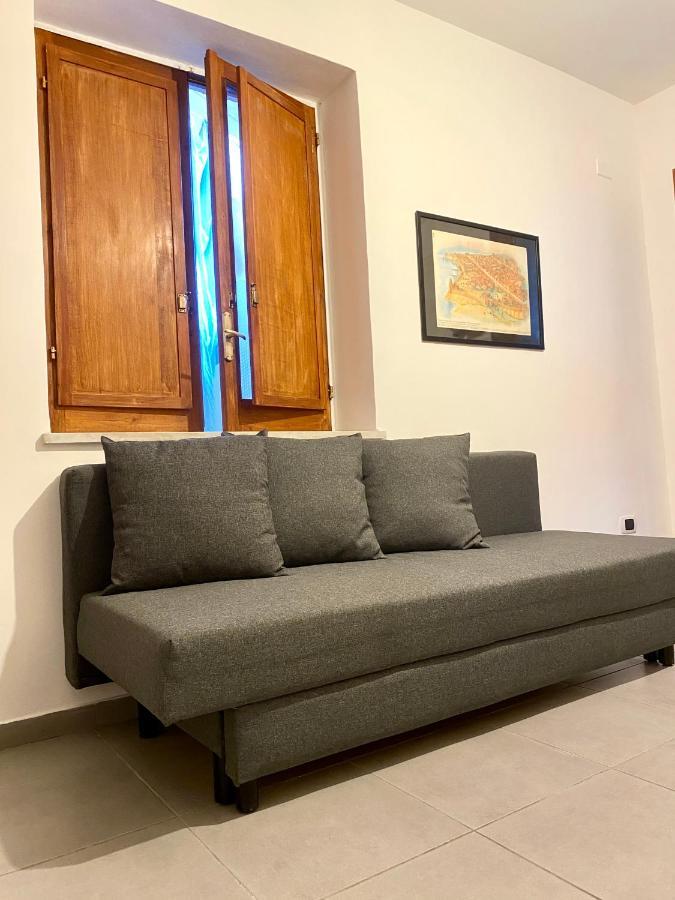 ナポリCasa Con Terrazzo In Centroアパートメント エクステリア 写真