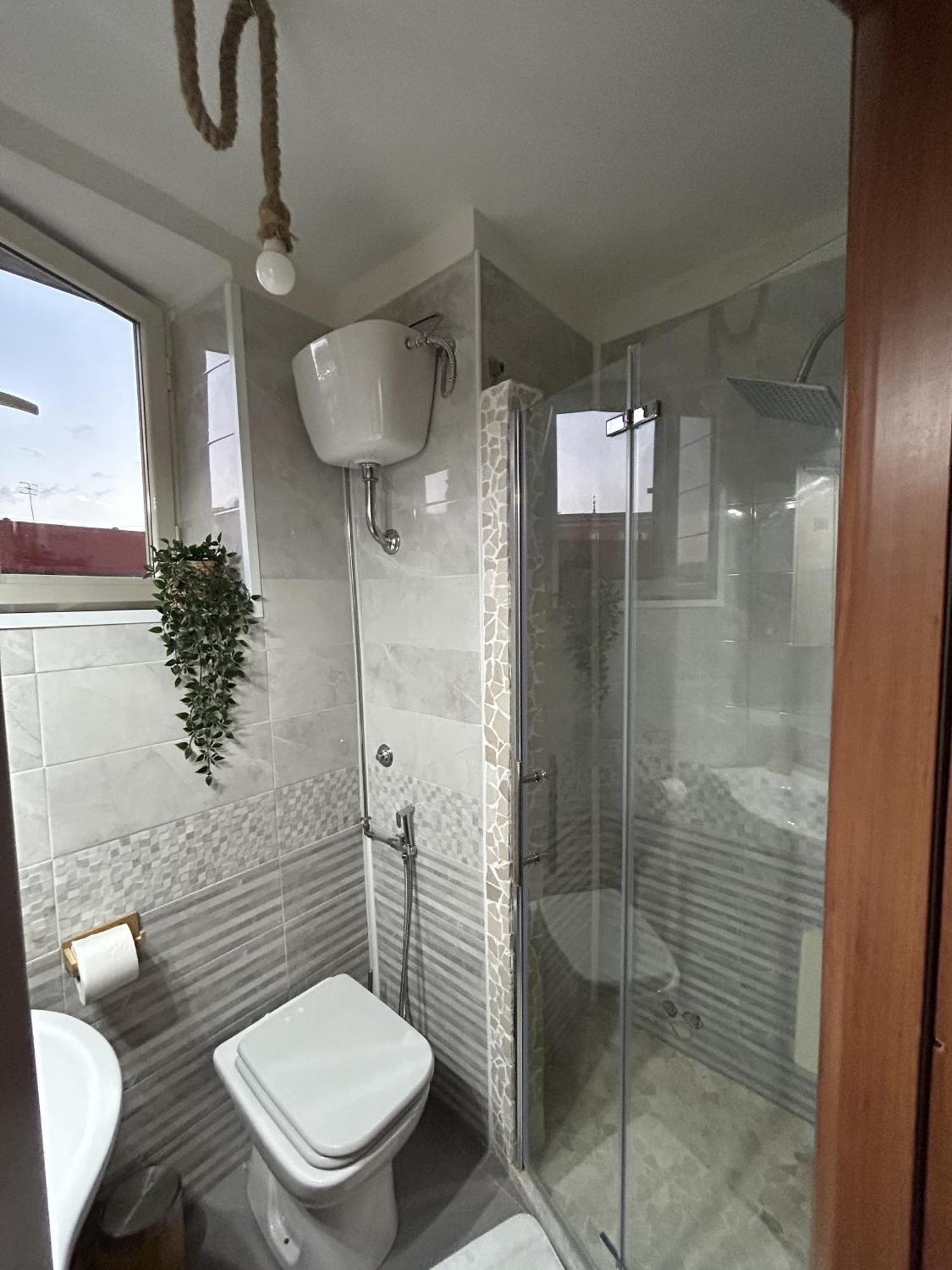ナポリCasa Con Terrazzo In Centroアパートメント エクステリア 写真